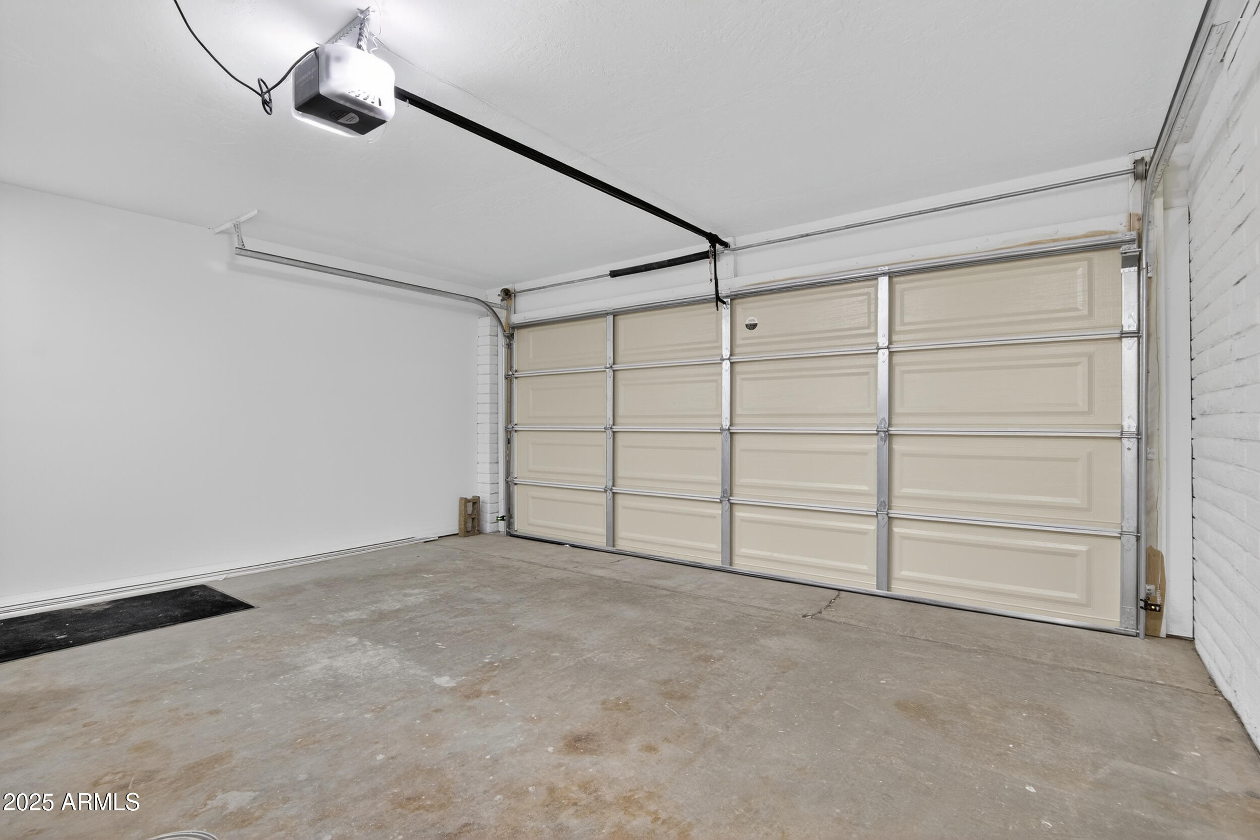 3754 E WETHERSFIELD Road