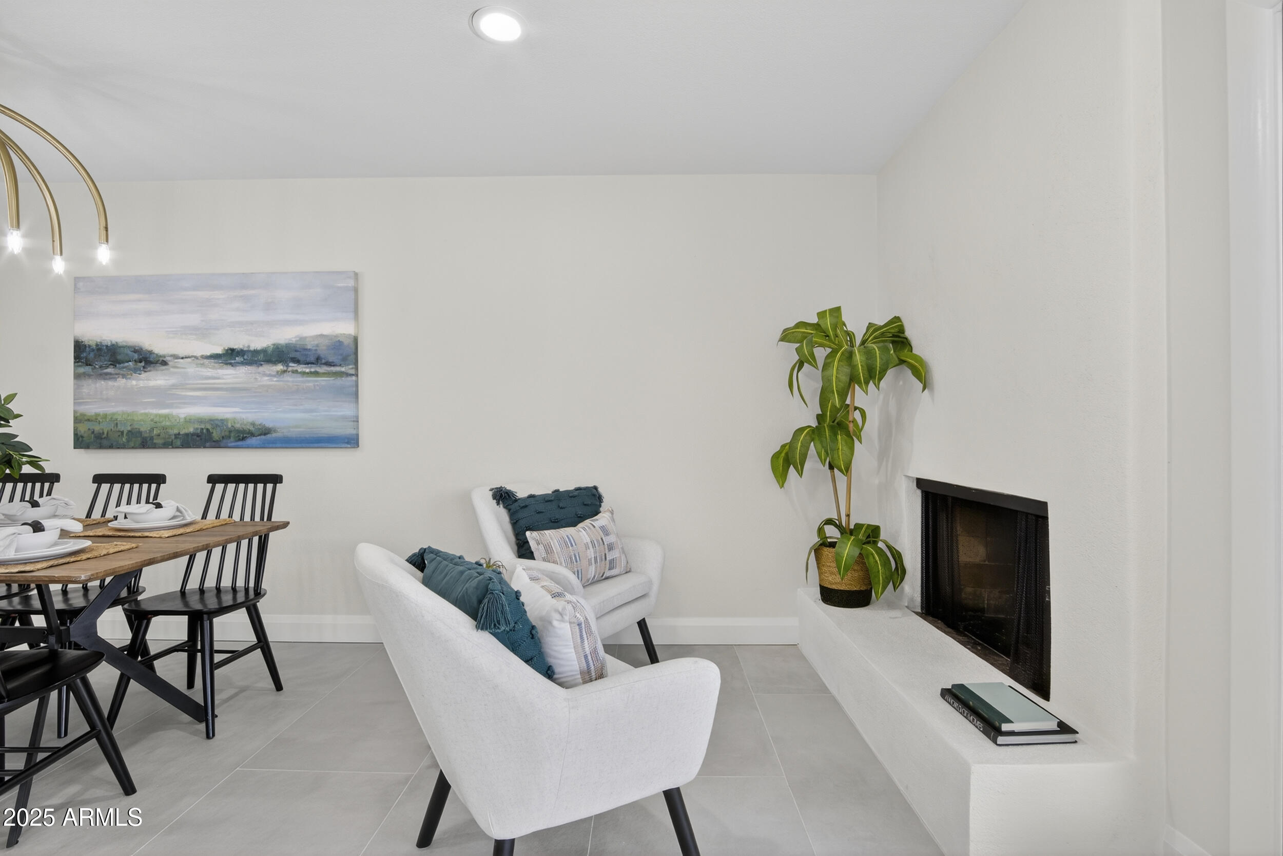 3754 E WETHERSFIELD Road