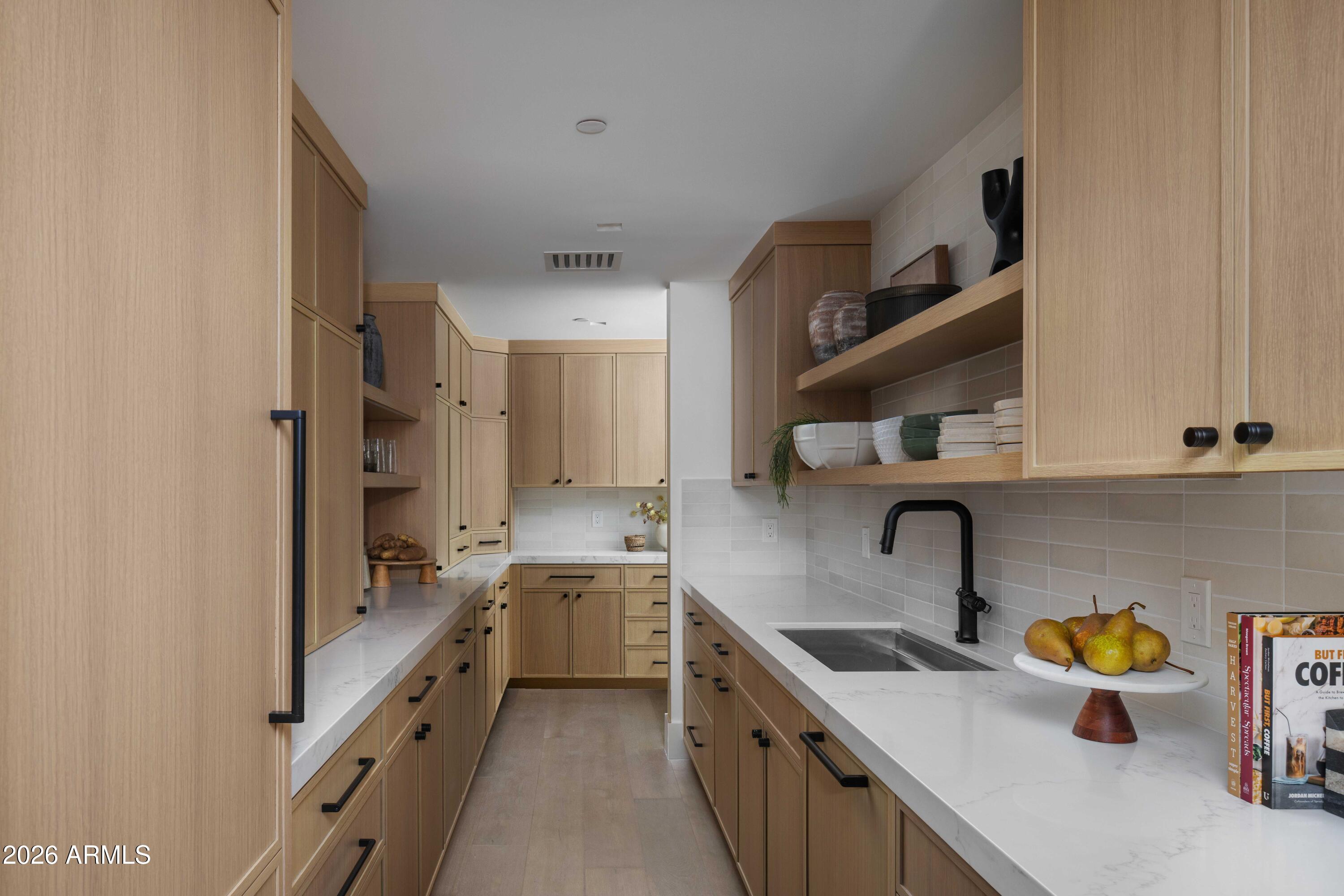 7432 E WETHERSFIELD Road