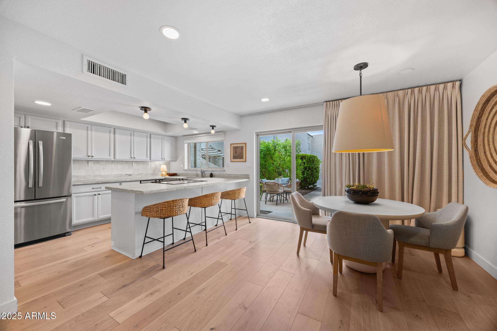 7343 E NORTHLAND Drive