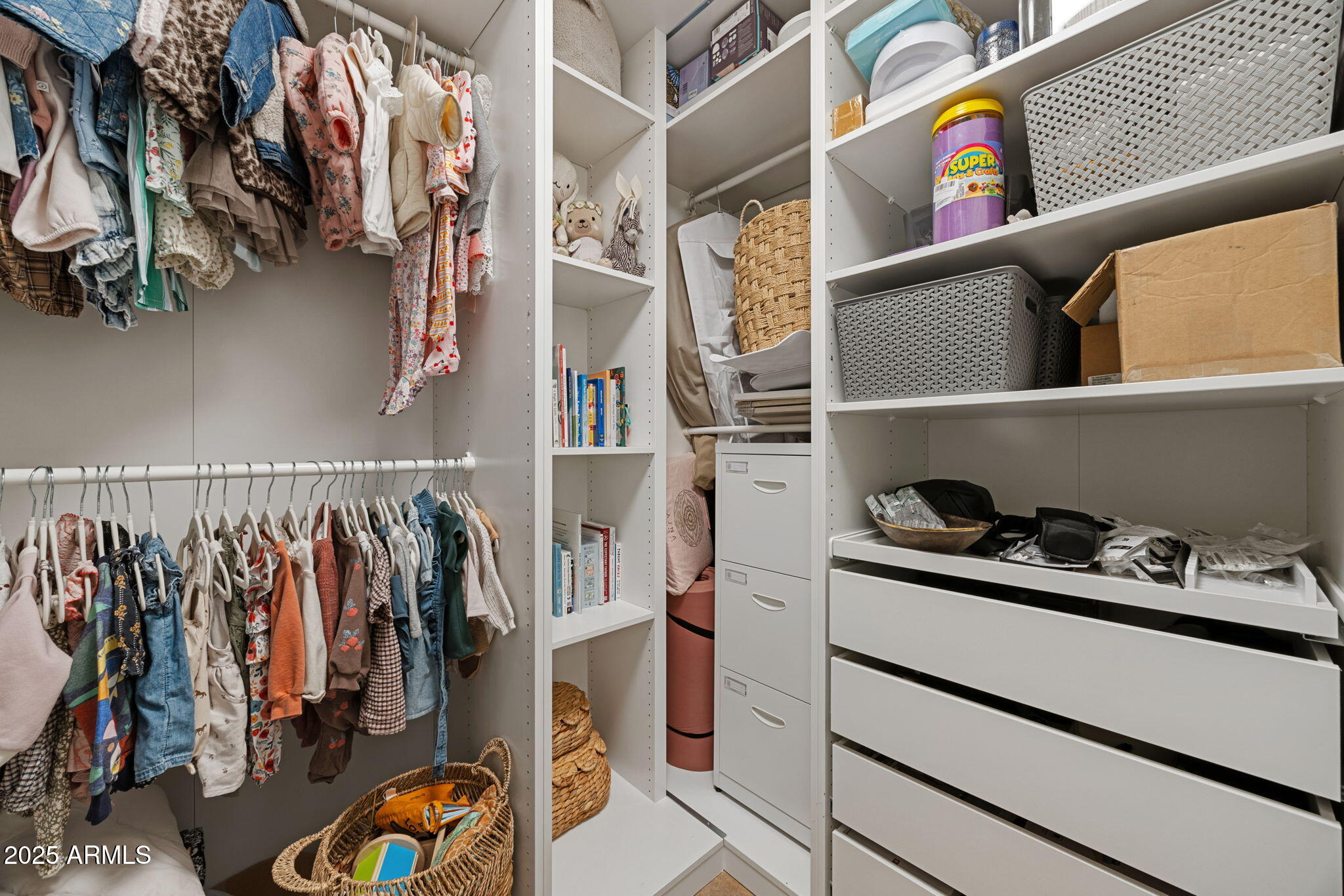 7343 E NORTHLAND Drive