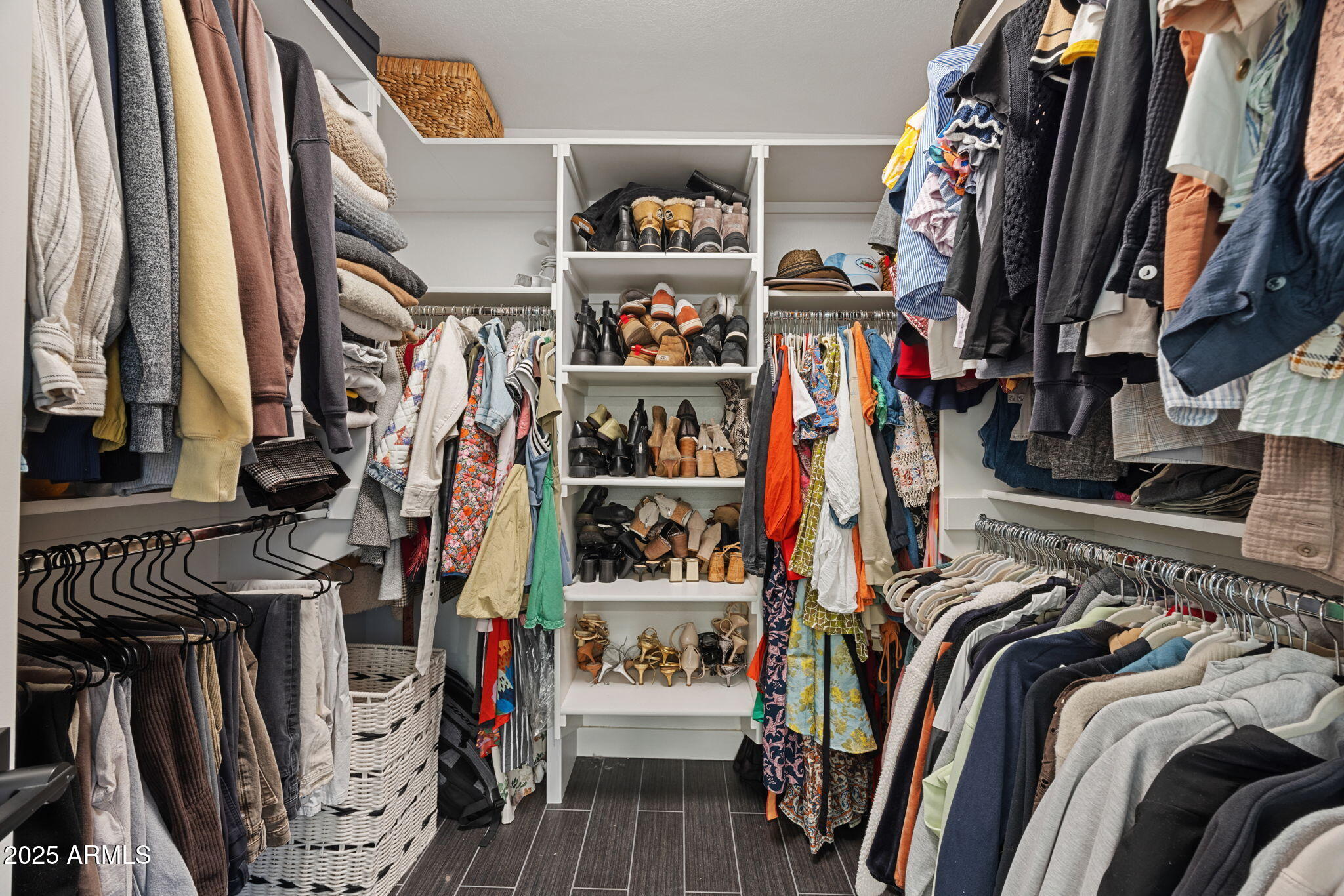 7343 E NORTHLAND Drive