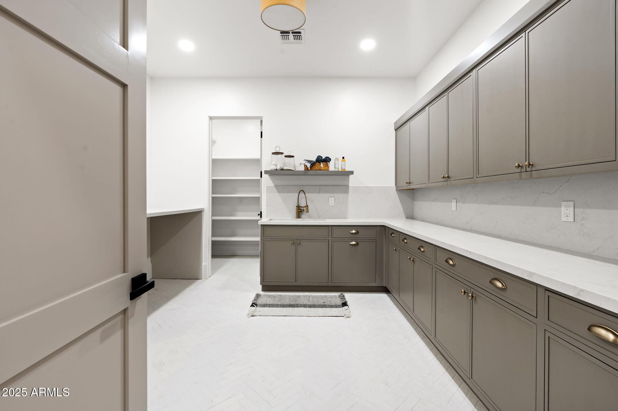 10809 N 82ND Place, Scottsdale