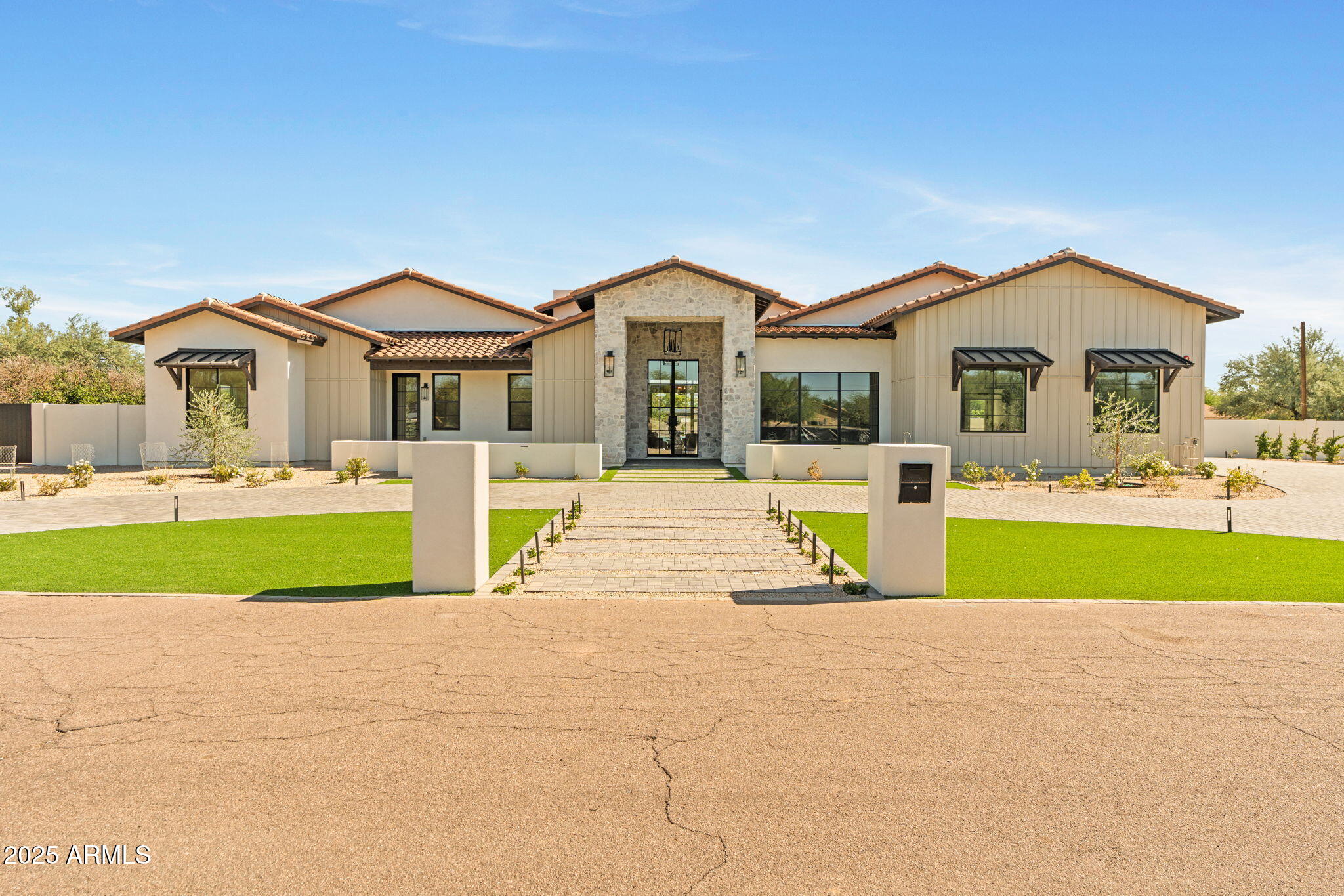 10809 N 82ND Place, Scottsdale