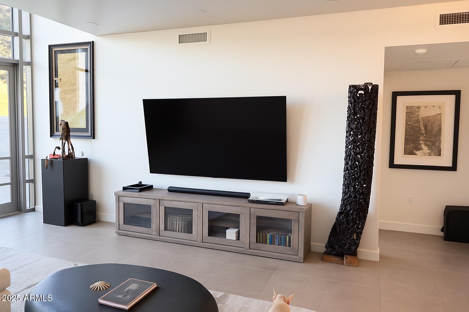 15215 N KIERLAND Boulevard, 103