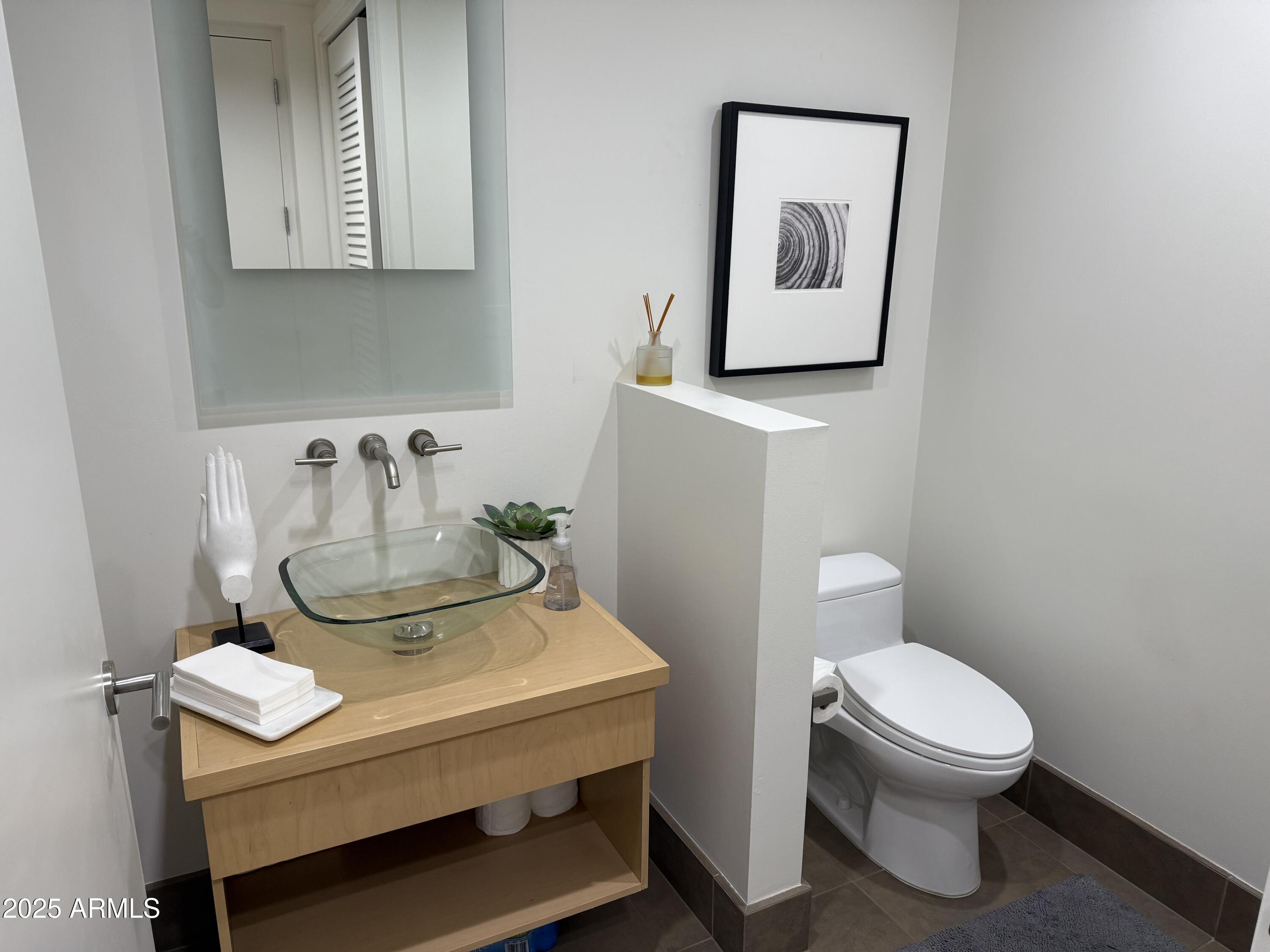 15215 N KIERLAND Boulevard, 103