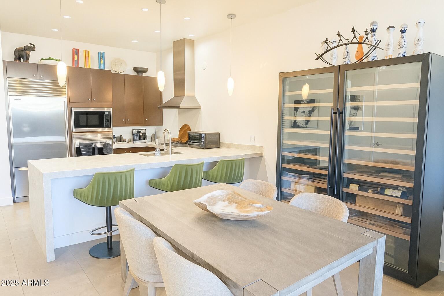 15215 N KIERLAND Boulevard, 103