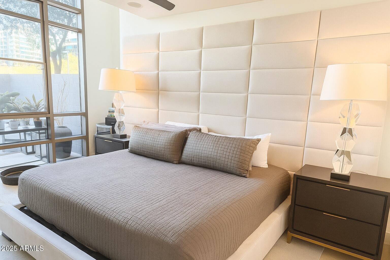 15215 N KIERLAND Boulevard, 103