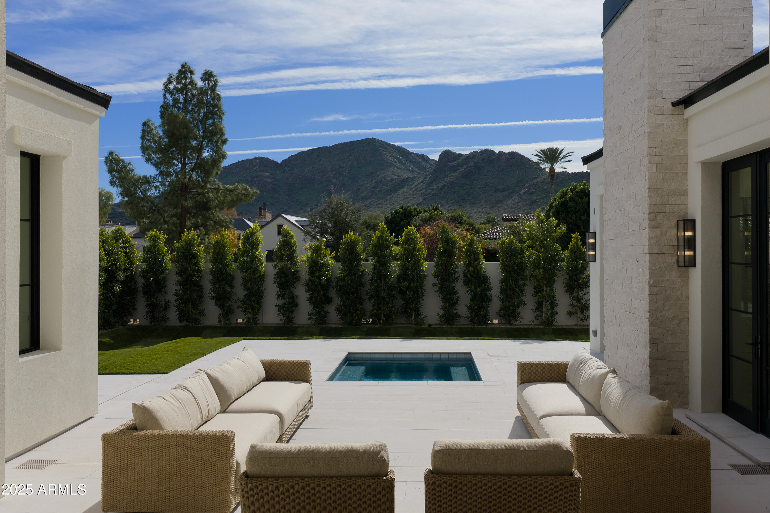 5636 E CABALLO Drive