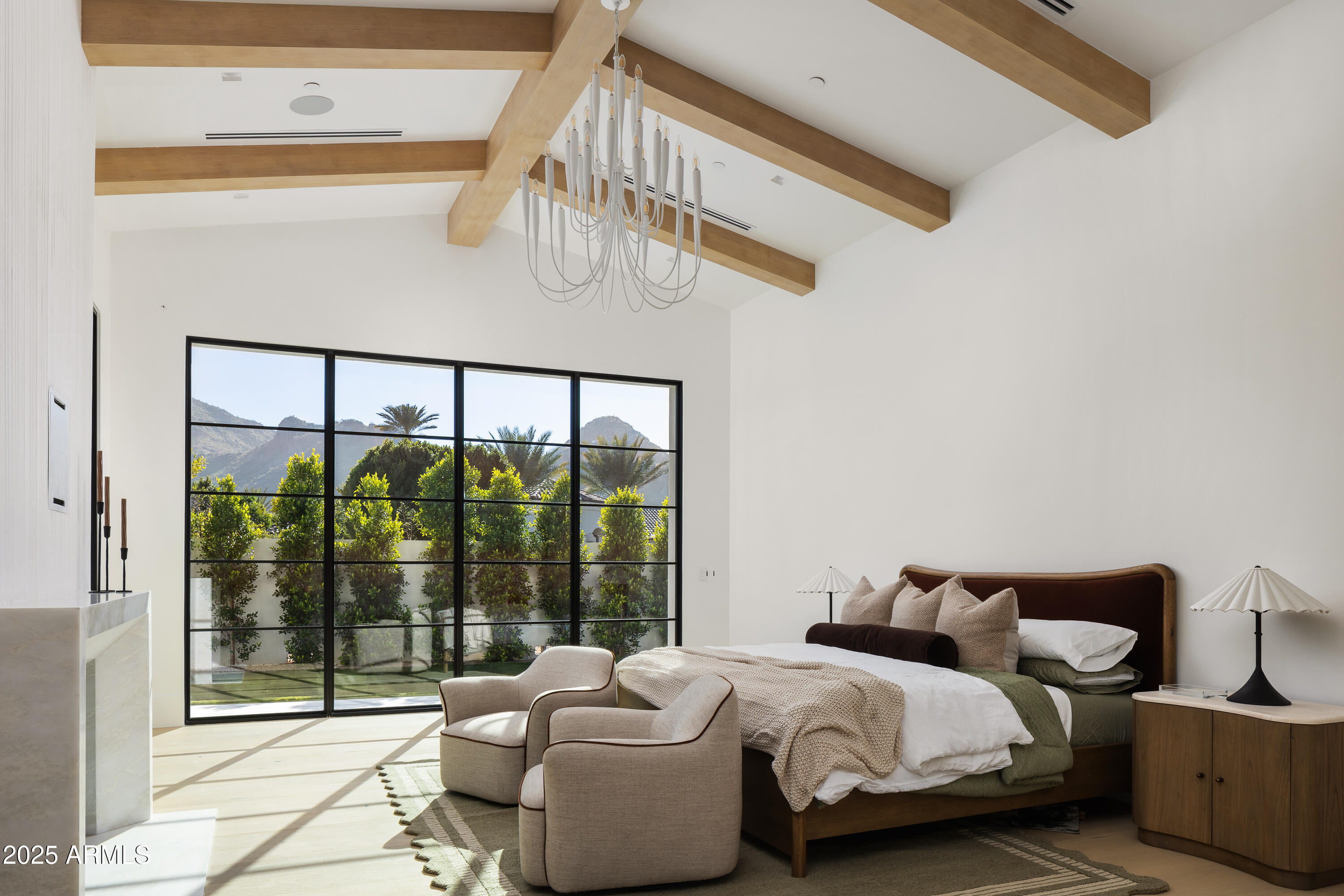 5636 E CABALLO Drive