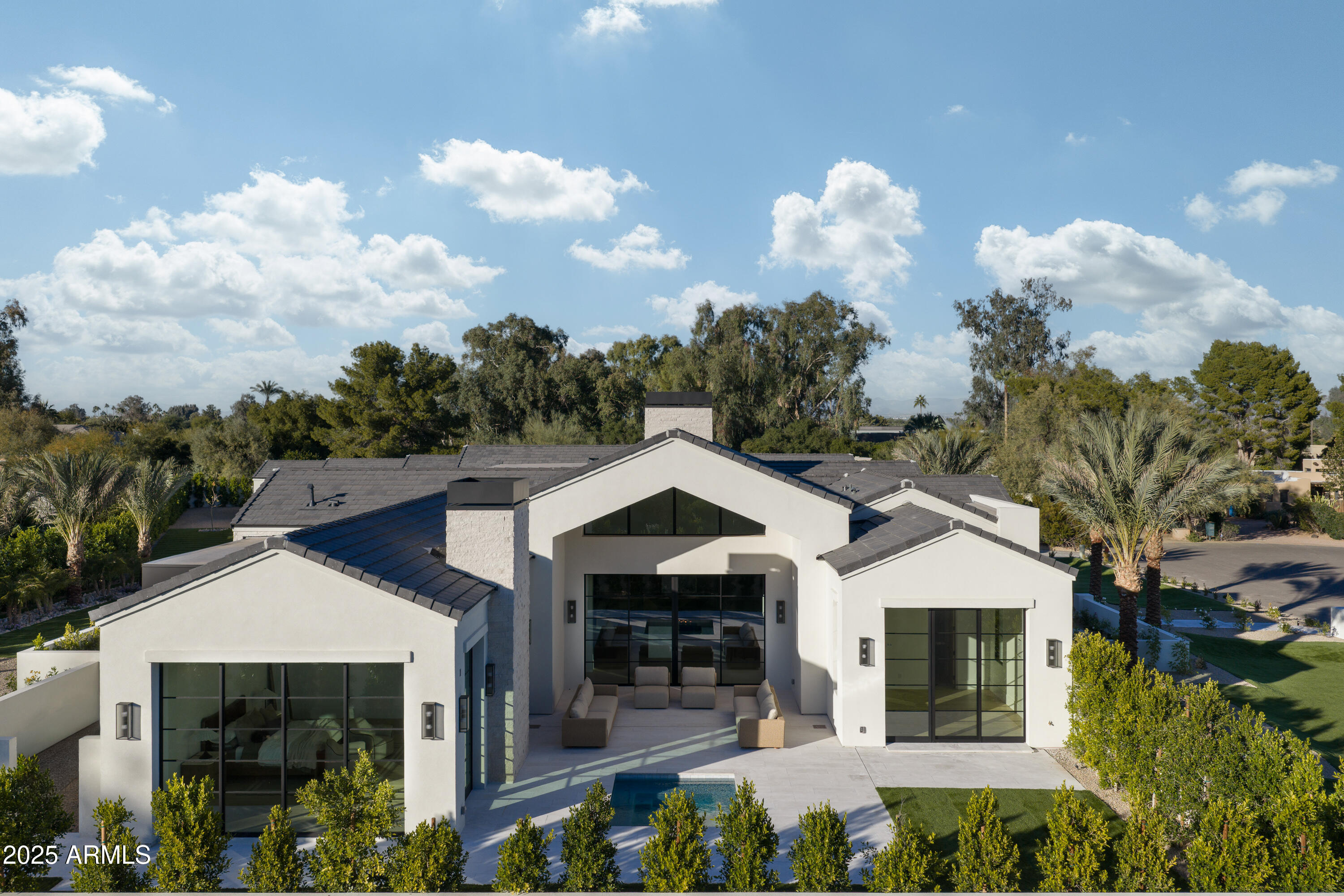 5636 E CABALLO Drive