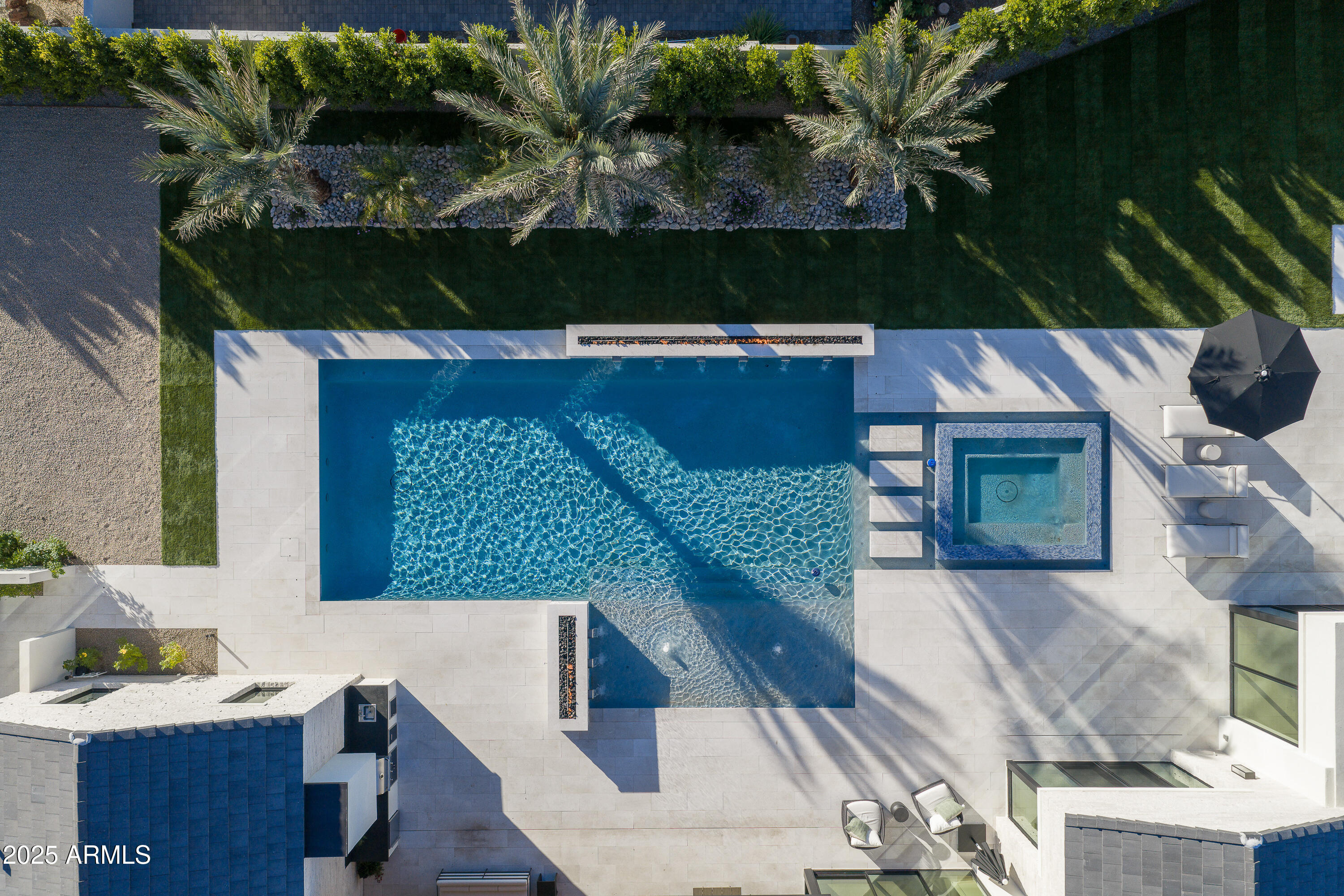 5636 E CABALLO Drive