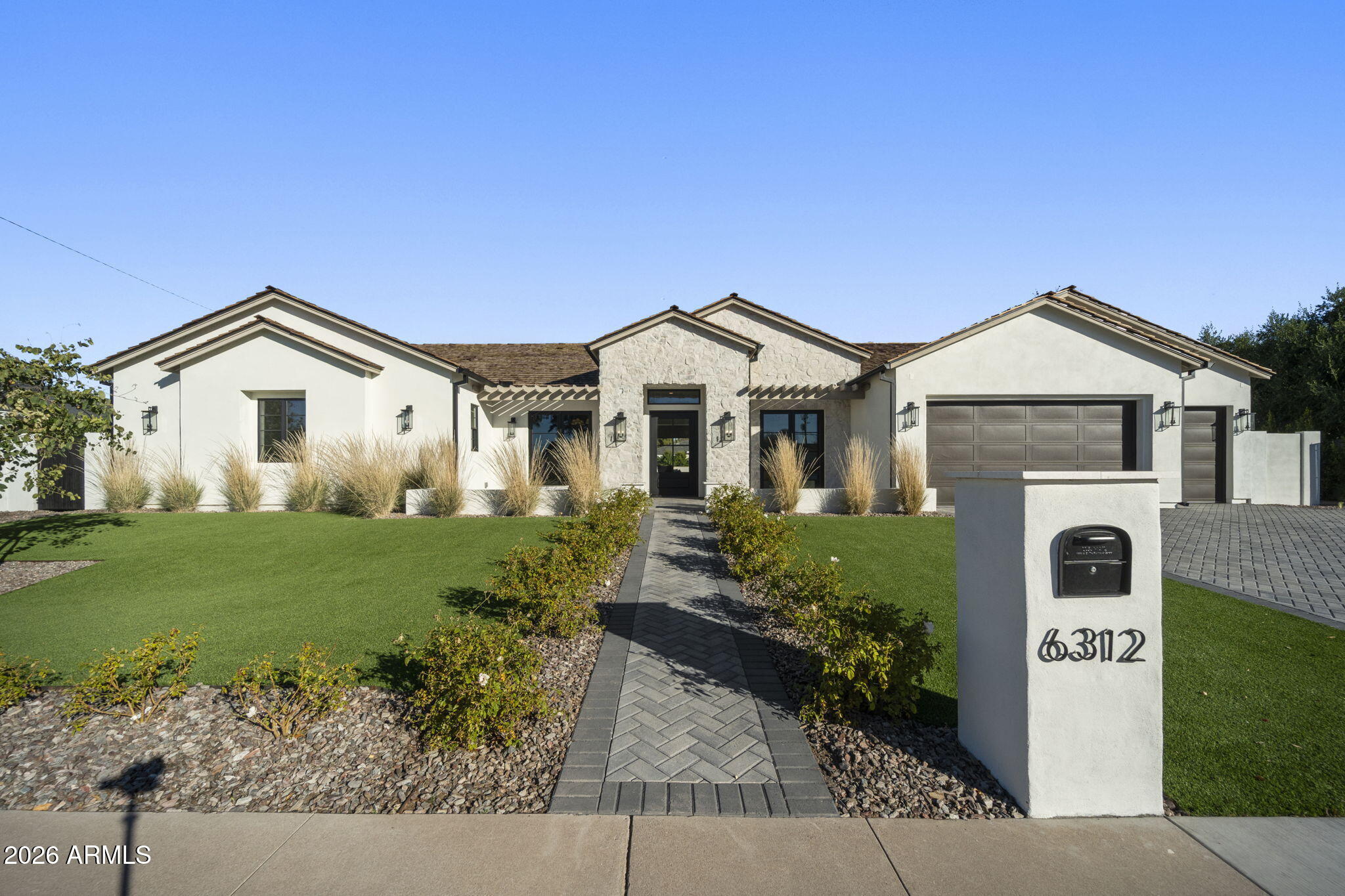 6312 E CALLE DEL PAISANO