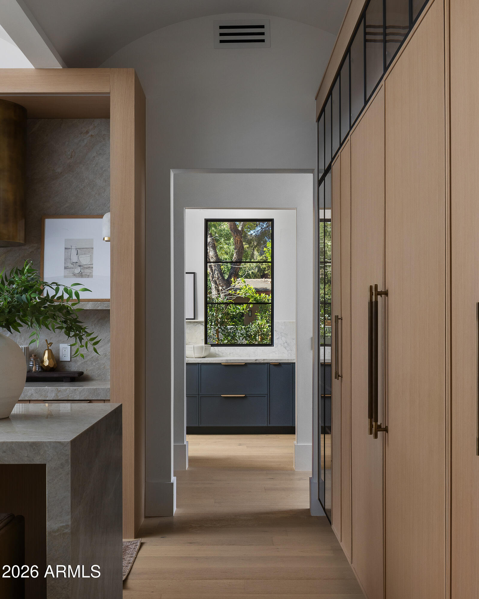 5717 E VIA LOS RANCHOS