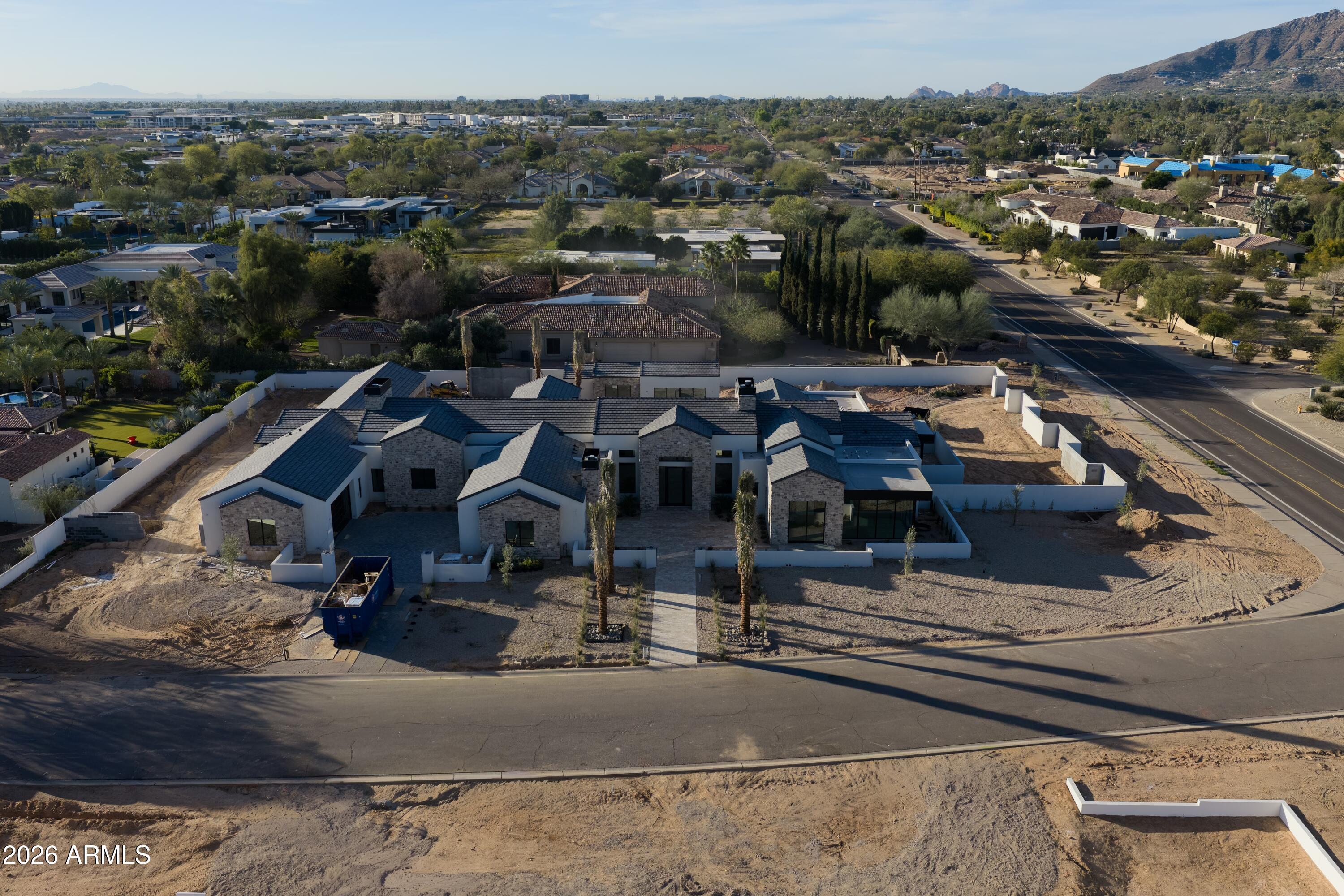 7301 N MOCKINGBIRD Lane