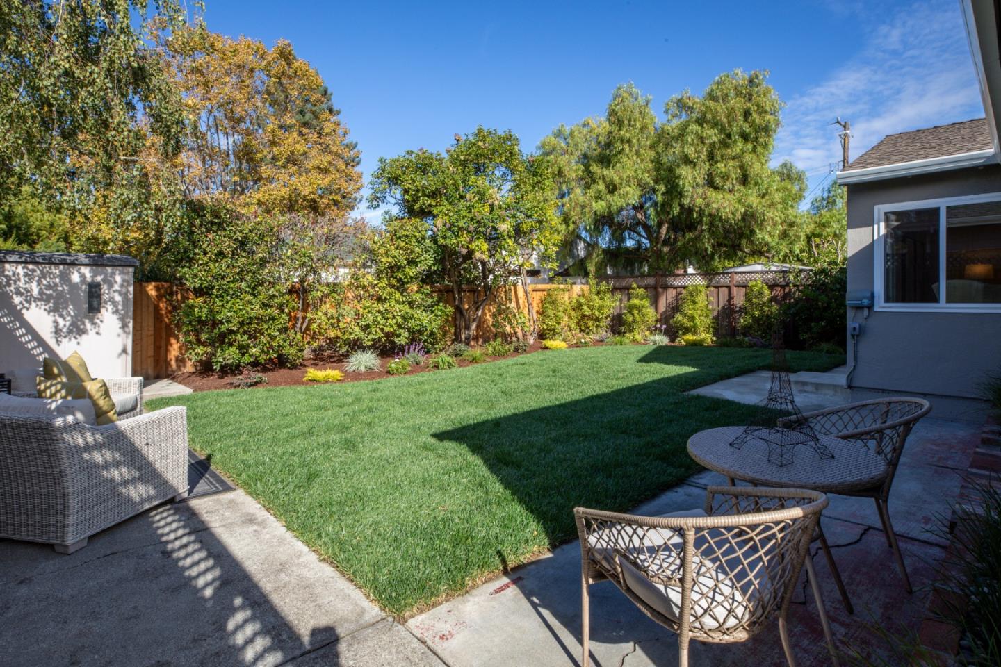 1010 Roosevelt Avenue