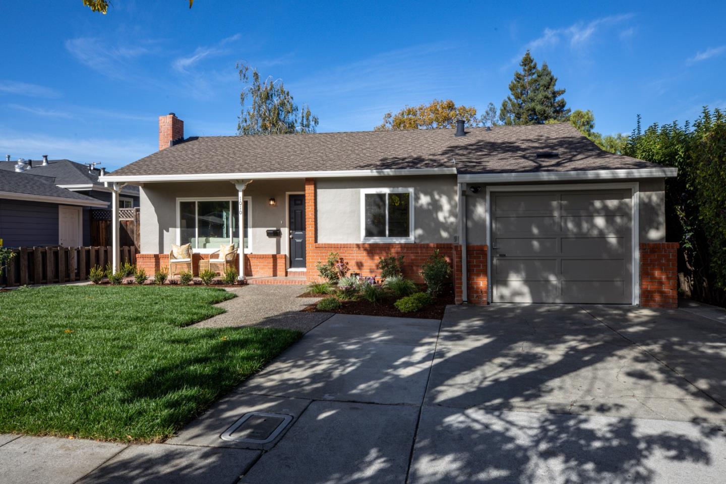 1010 Roosevelt Avenue