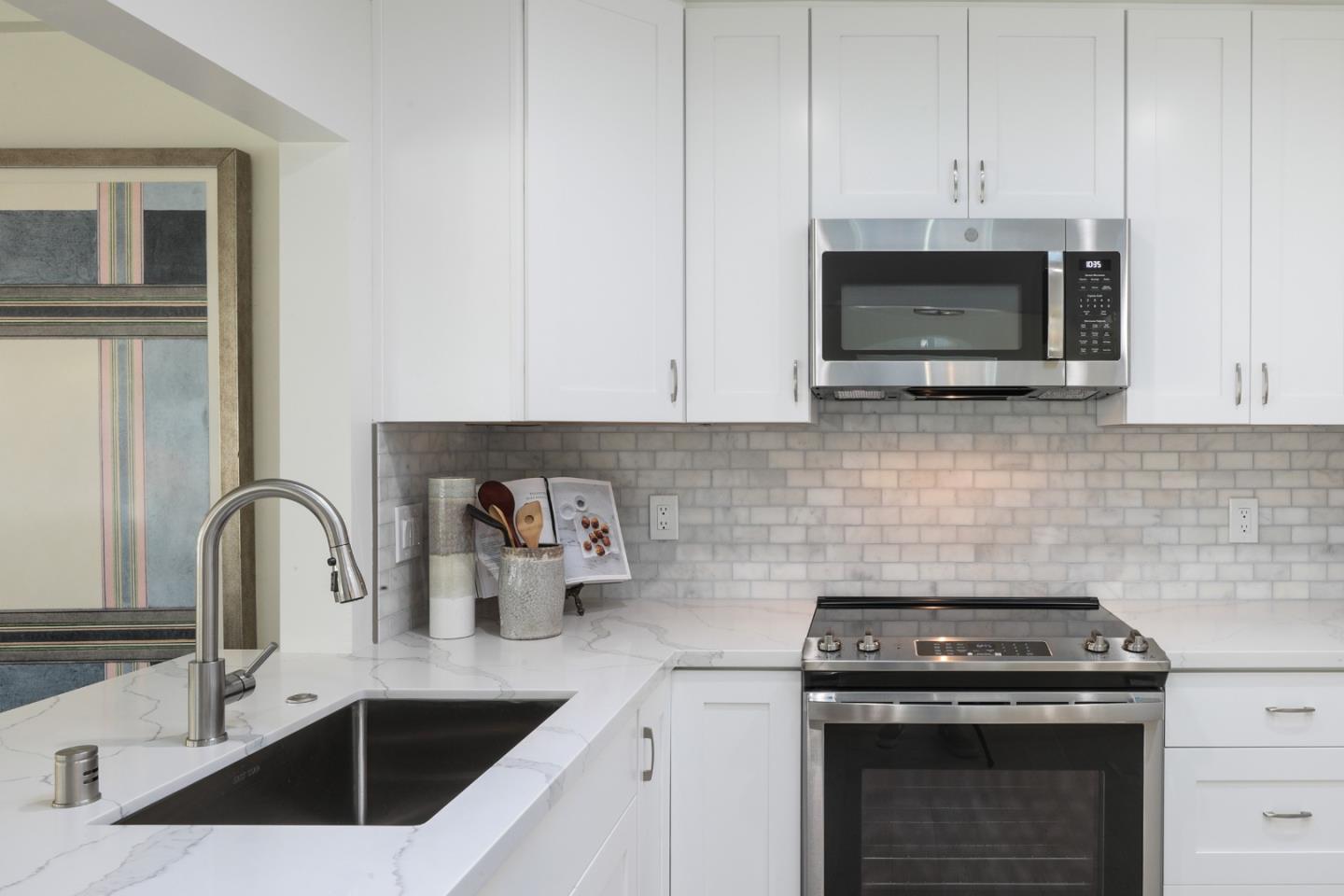 1010 Roosevelt Avenue