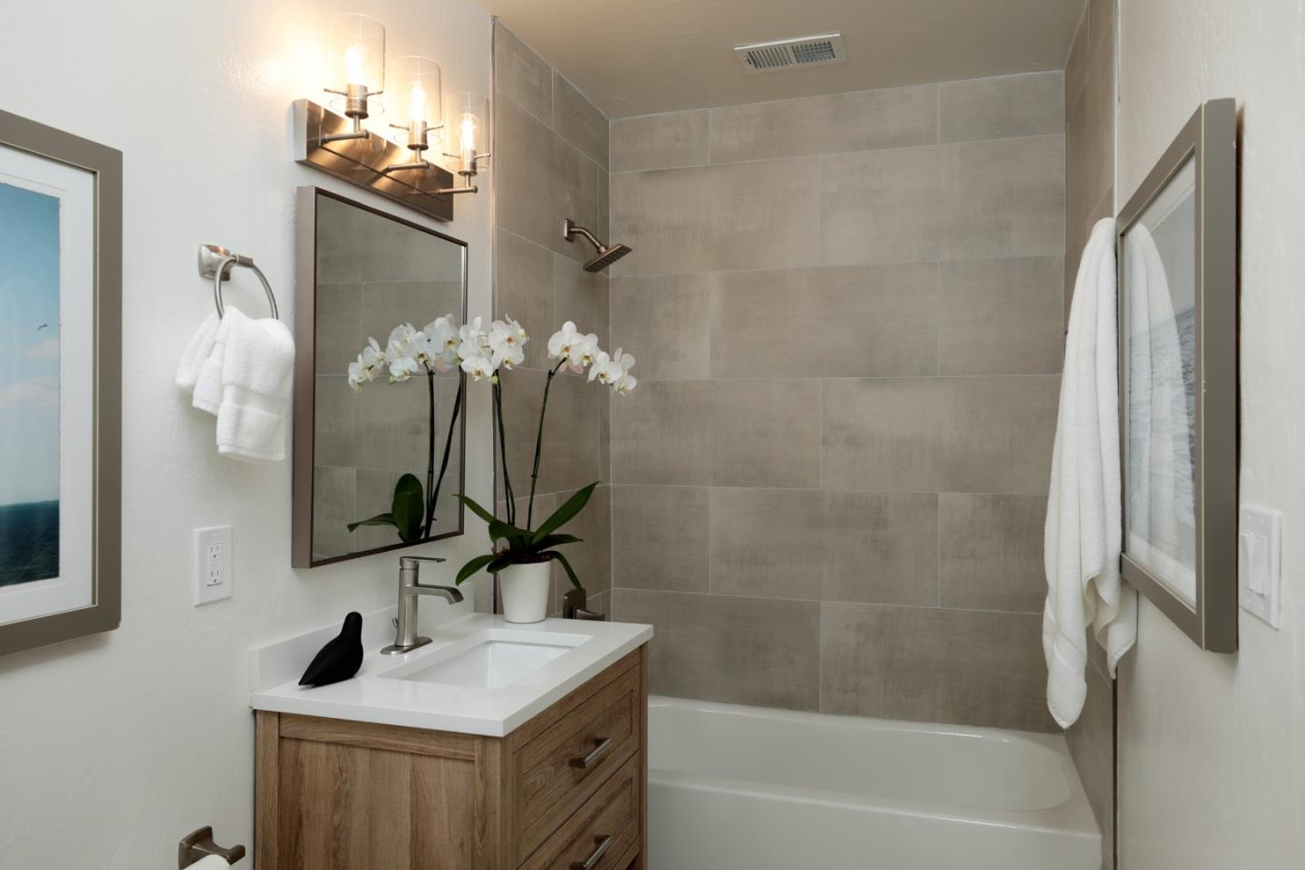 1010 Roosevelt Avenue