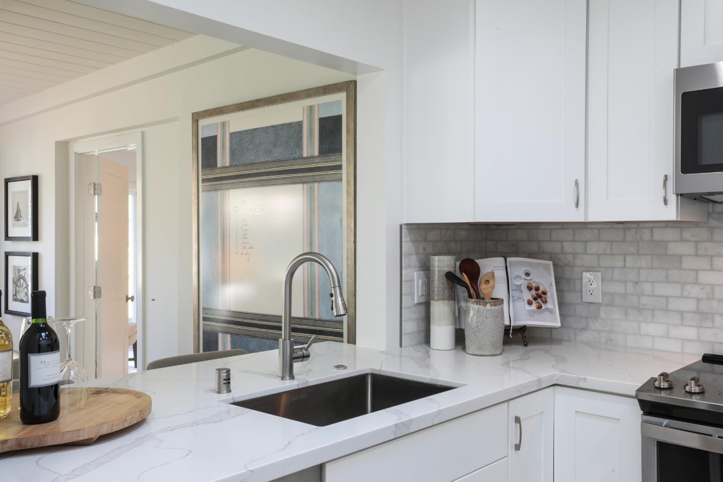 1010 Roosevelt Avenue