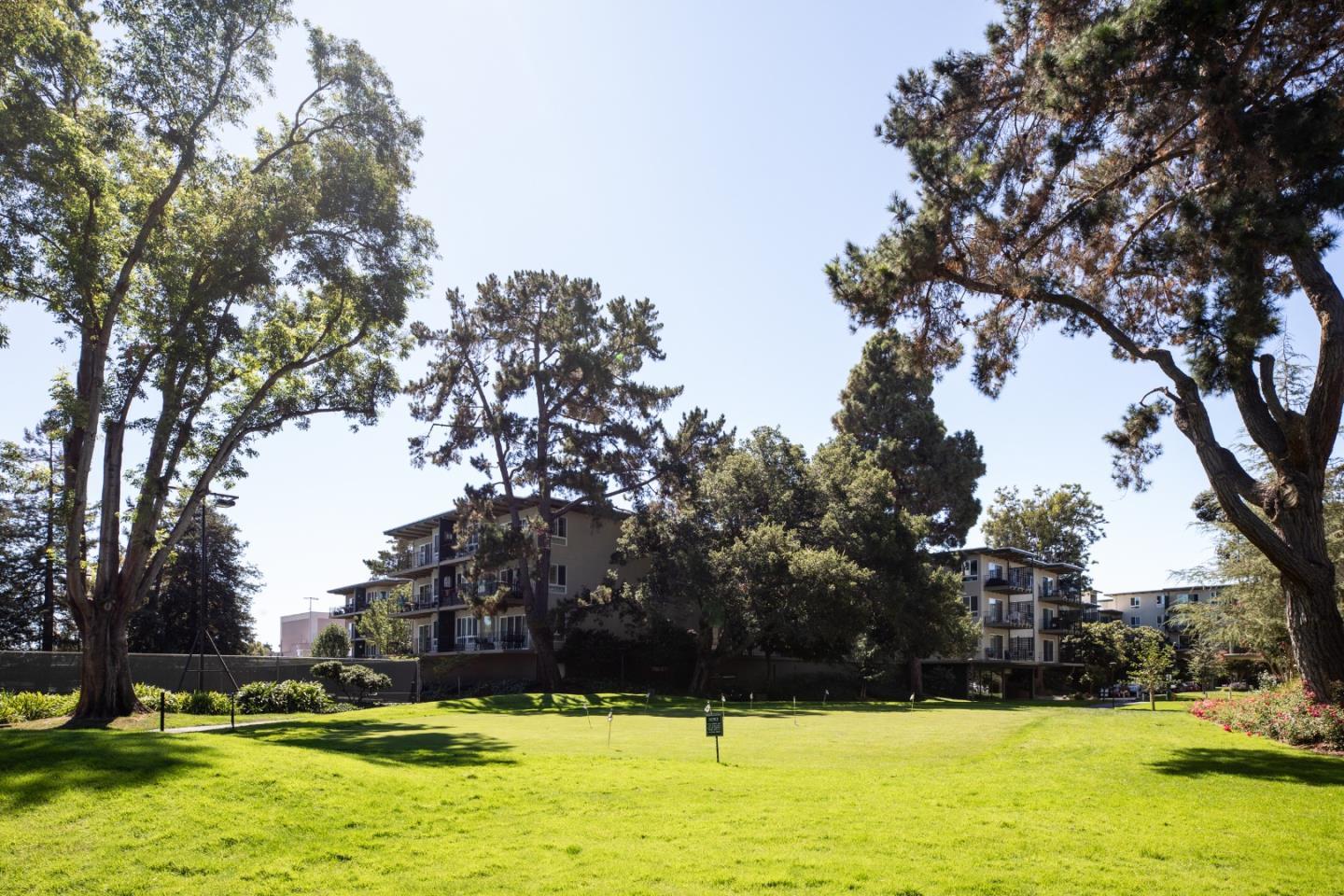 815 N Humboldt ST 503