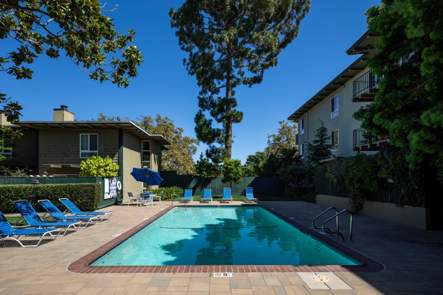 815 N Humboldt ST 503