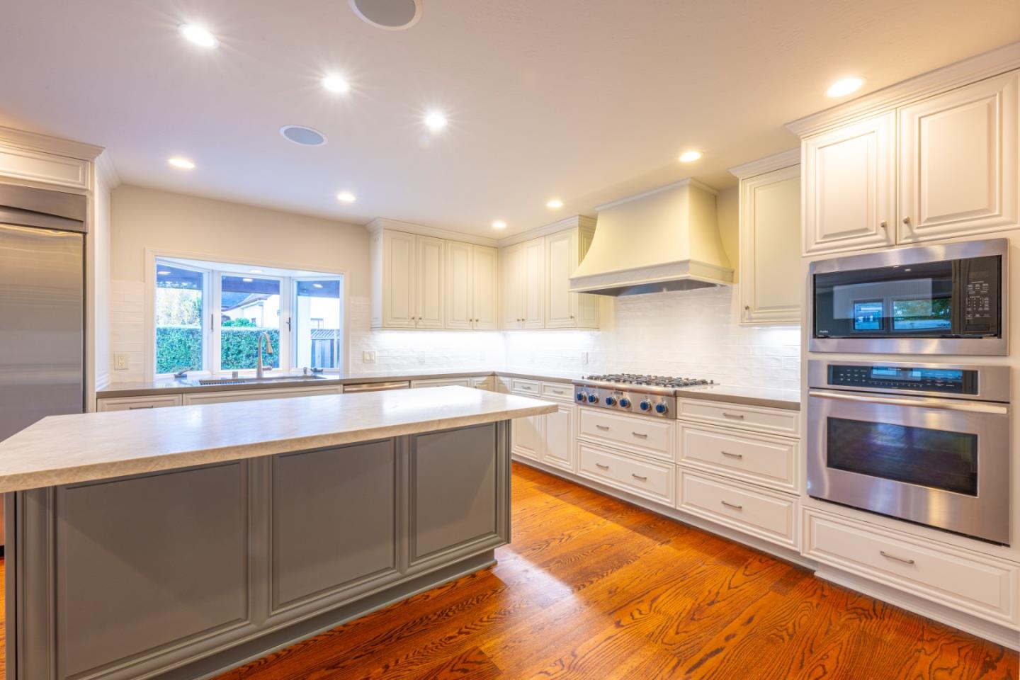 1940 Camino A Los Cerros