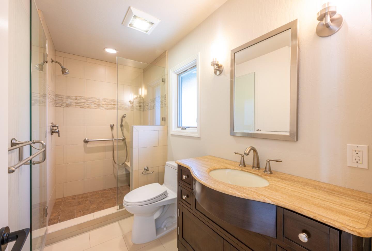 1940 Camino A Los Cerros