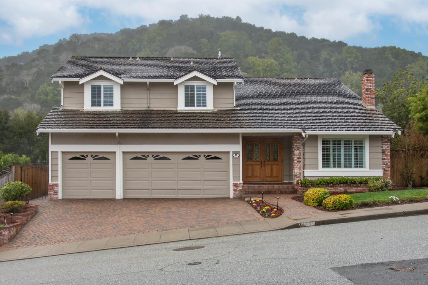 55 Bennington DR
