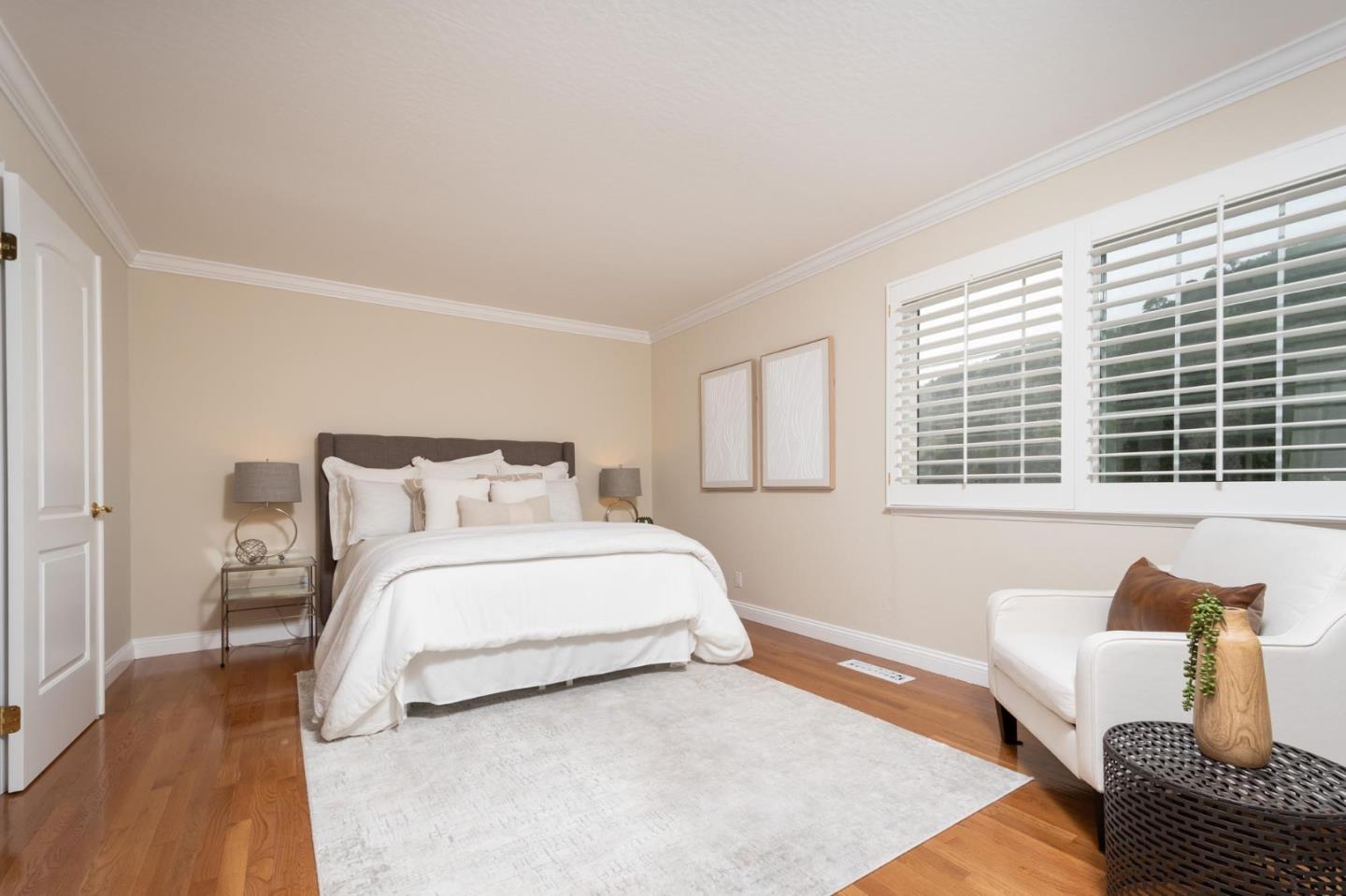 55 Bennington DR