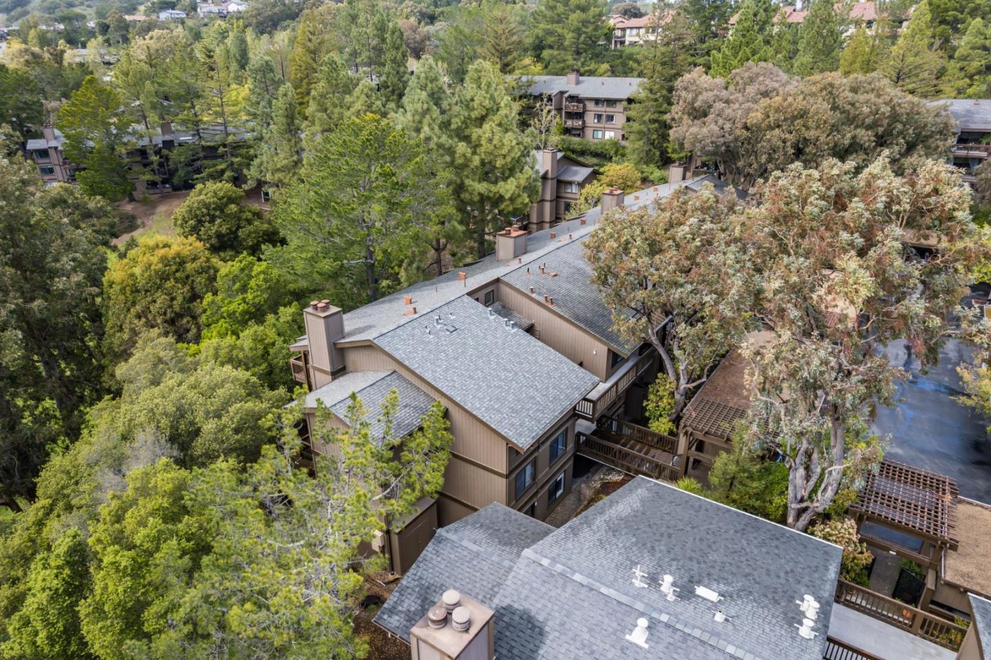 3352 La Mesa DR 17