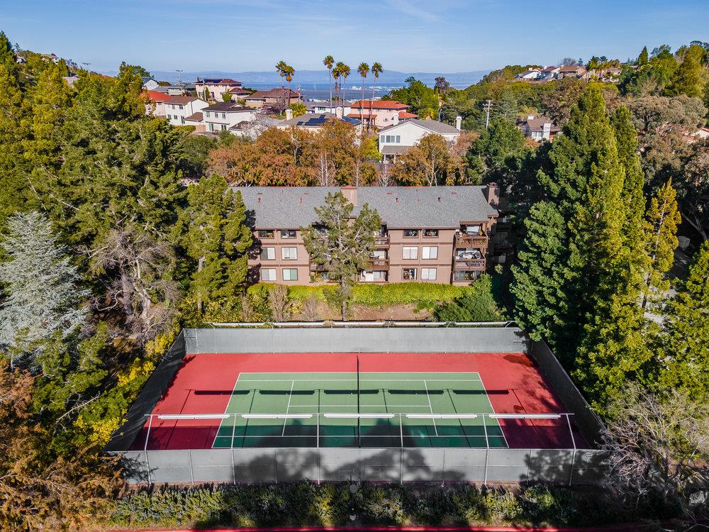 3352 La Mesa DR 17