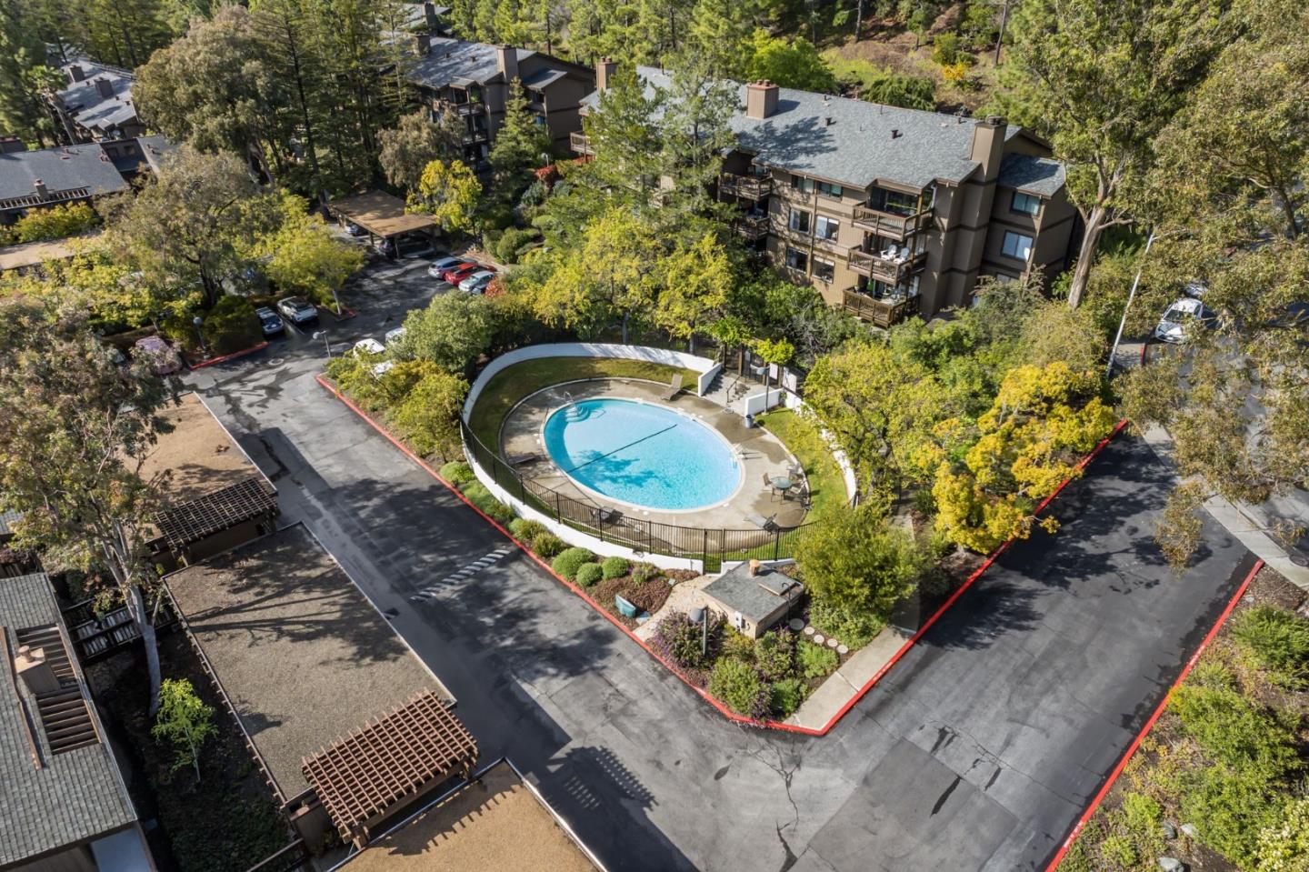 3352 La Mesa DR 17