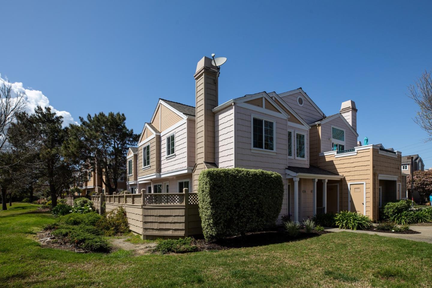 156 Positano CIR