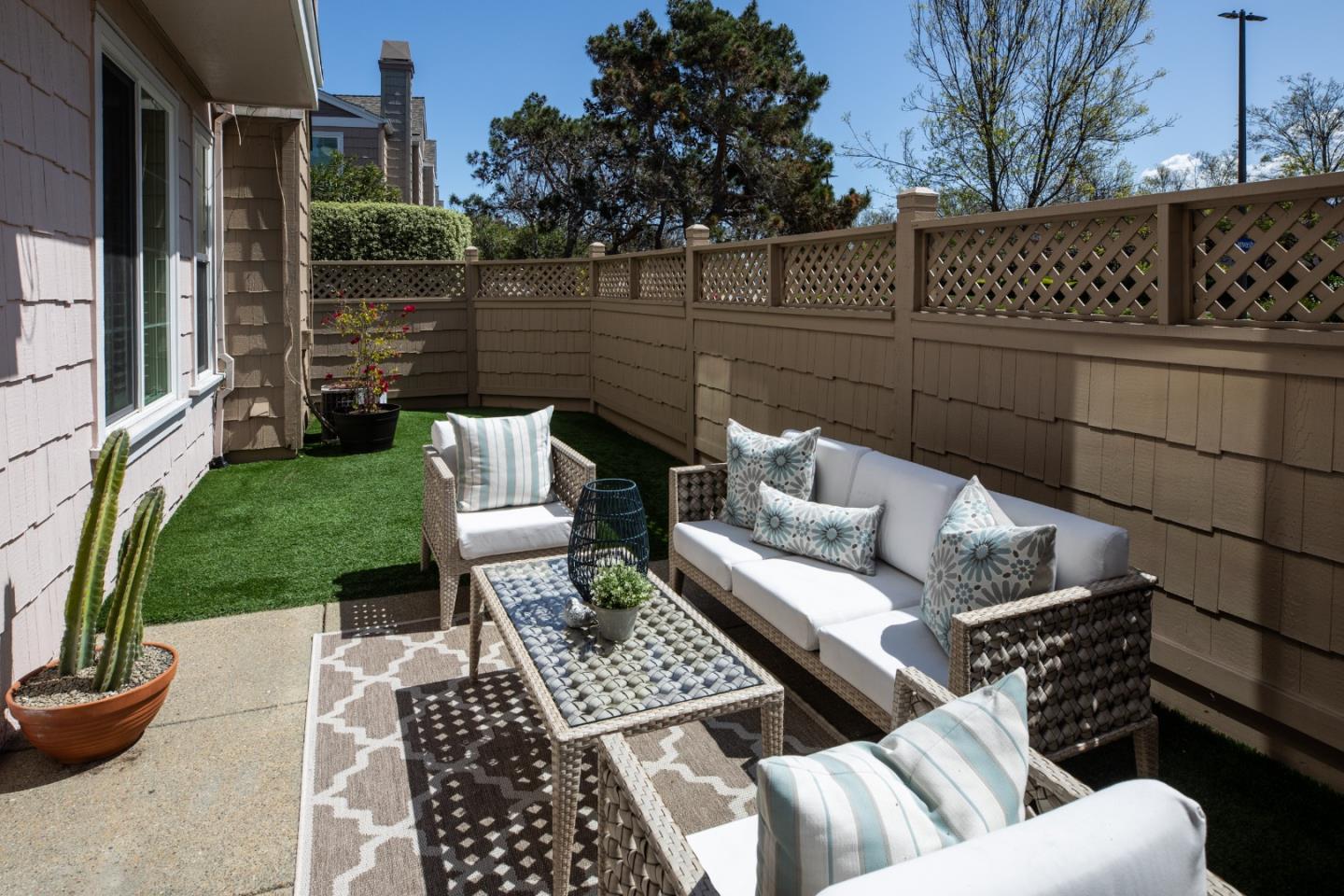156 Positano CIR