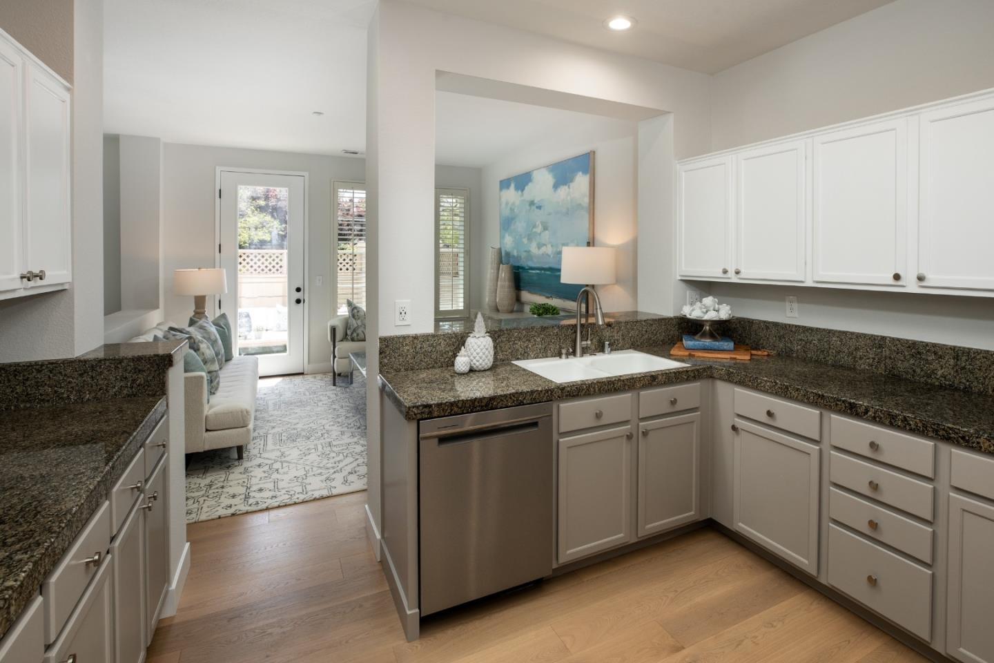 156 Positano CIR