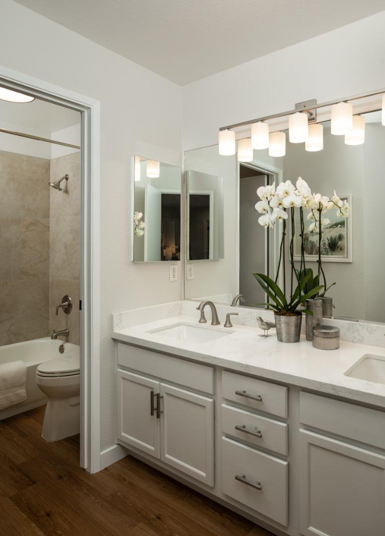 156 Positano CIR