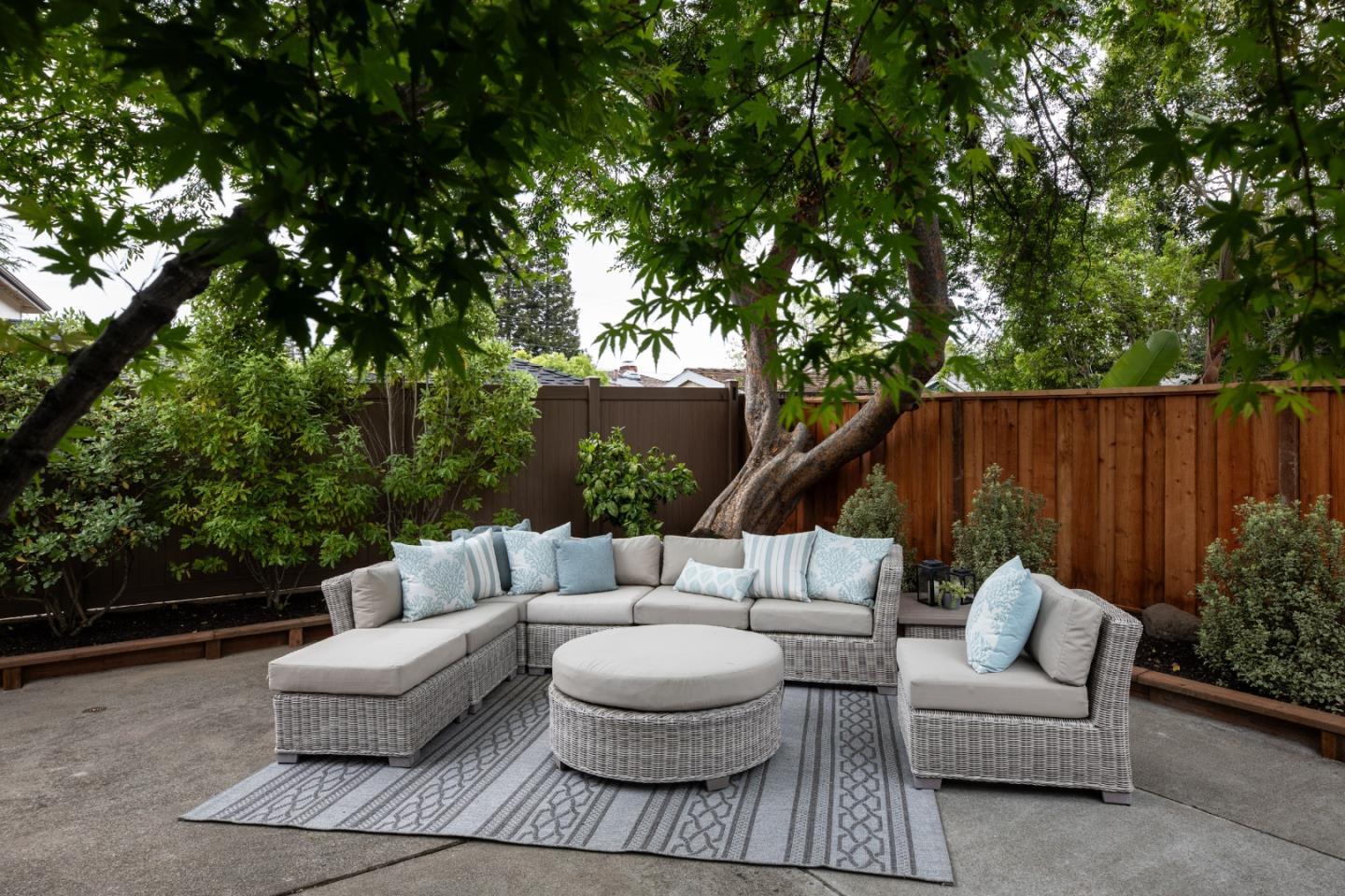 708 Neal Avenue