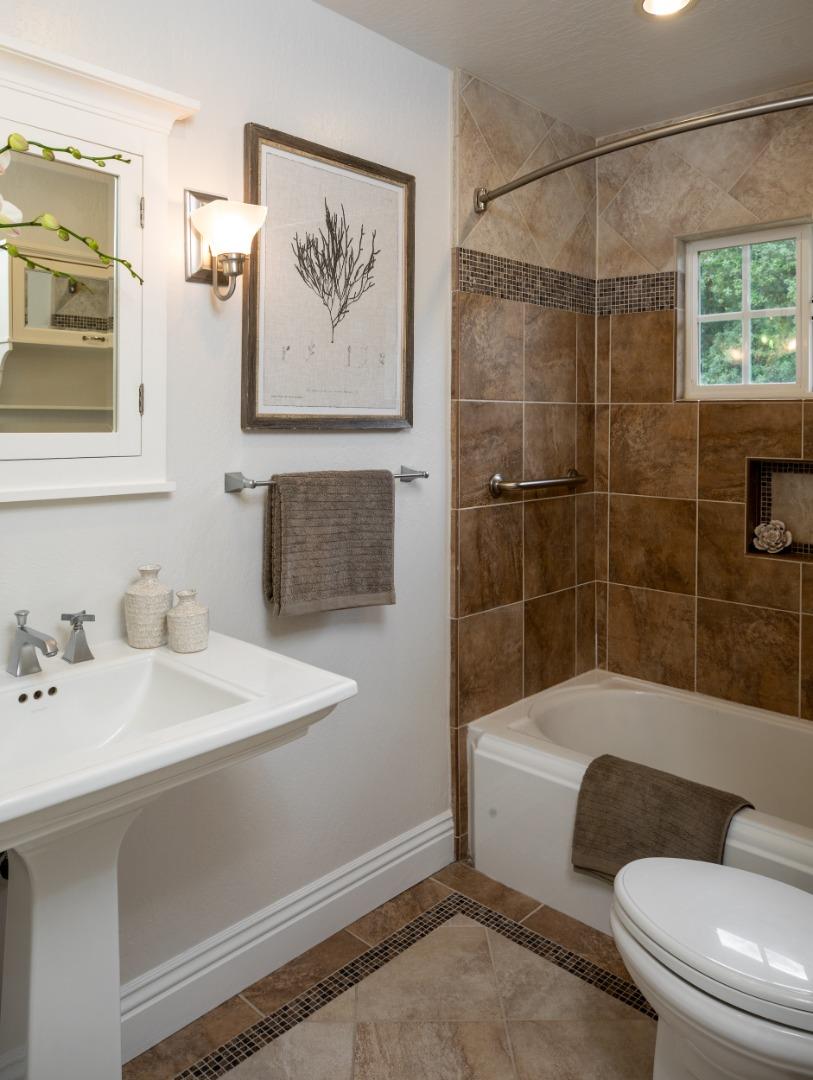 950 Pleasant Hill Road