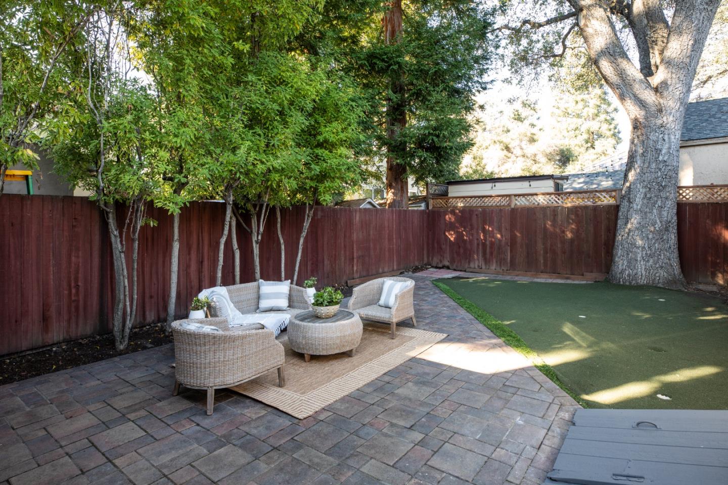 128 Middlefield Road