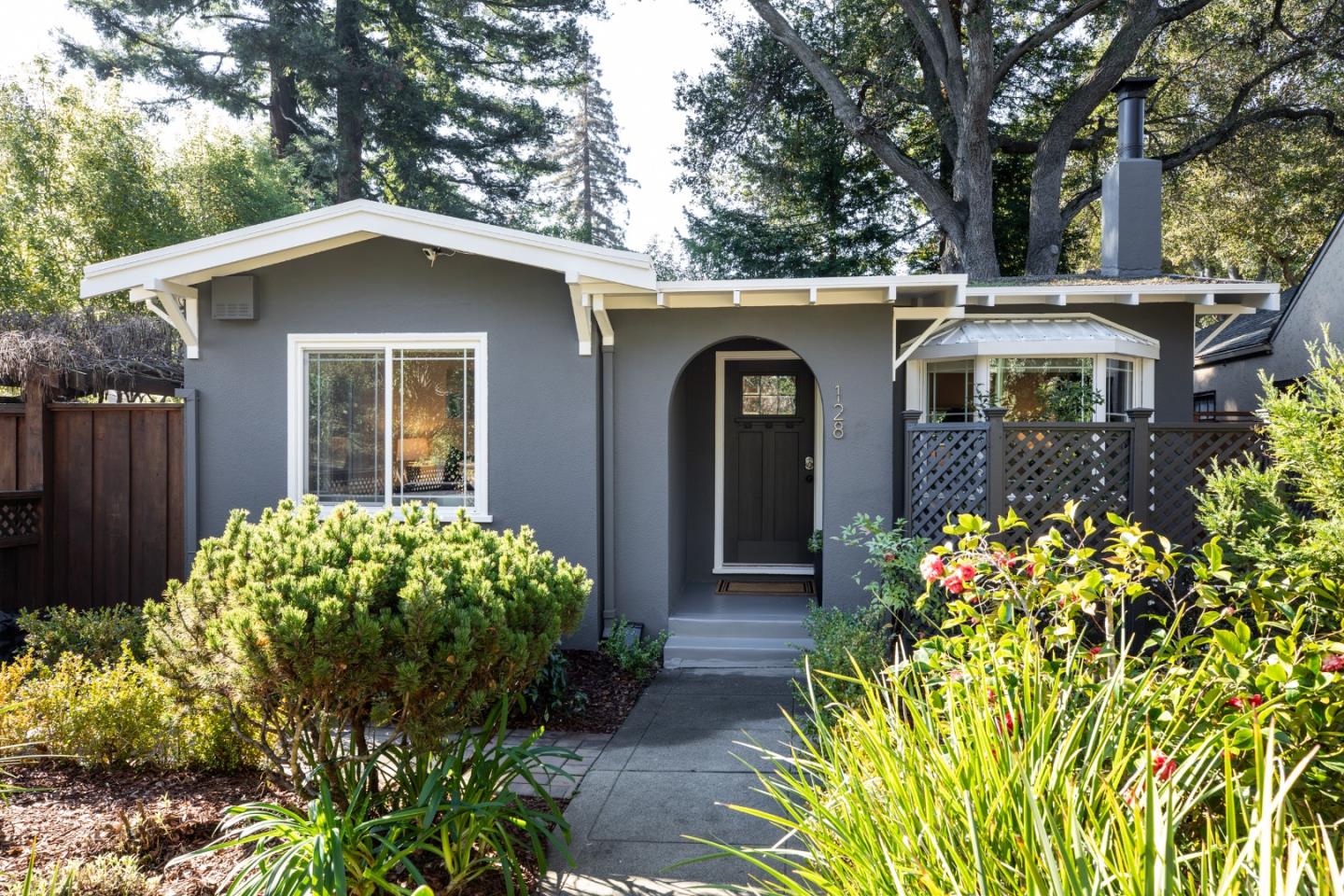 128 Middlefield Road