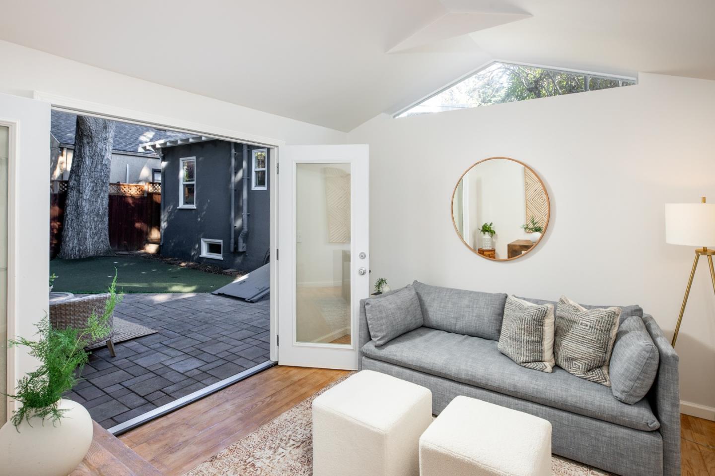 128 Middlefield Road