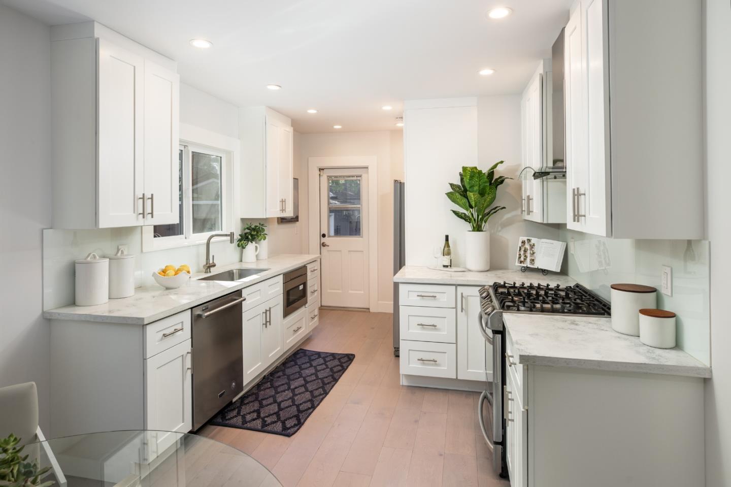 128 Middlefield Road