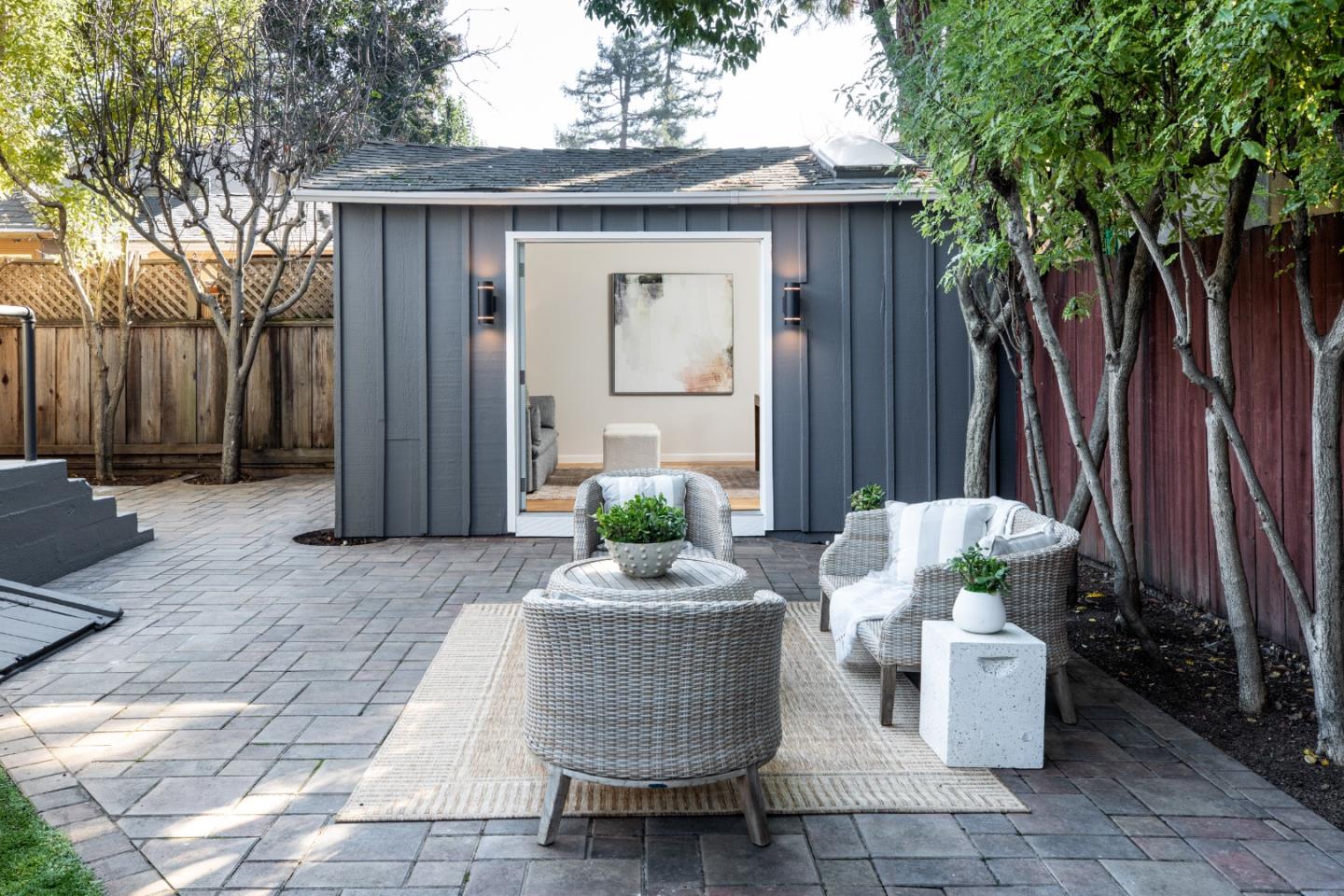 128 Middlefield Road