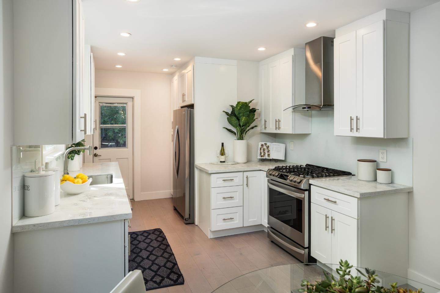 128 Middlefield Road