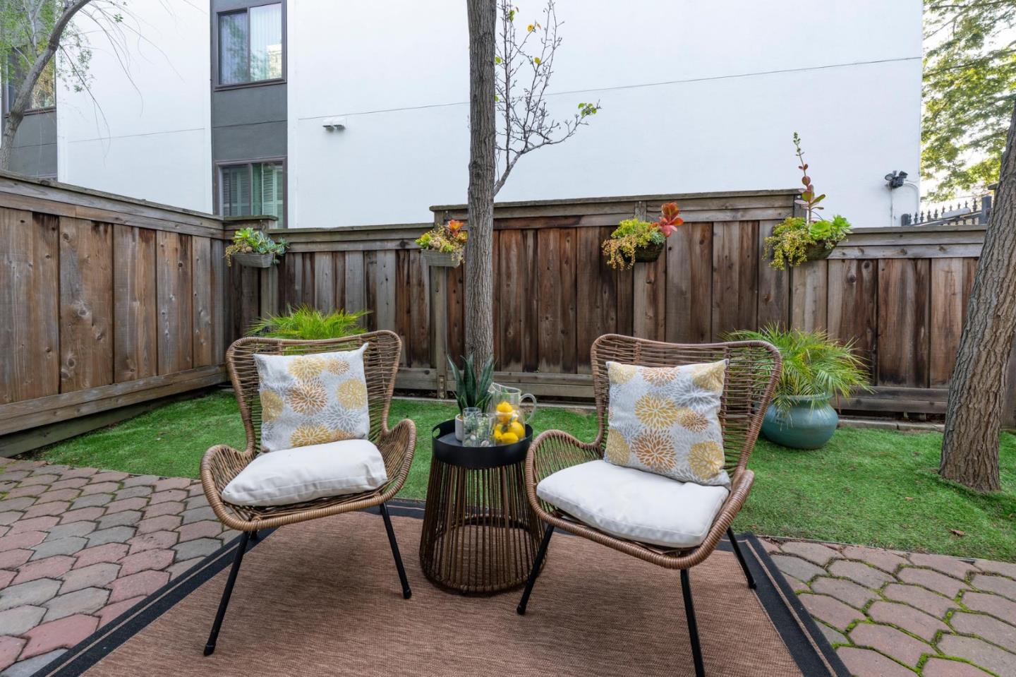 358 North El Camino Real 13