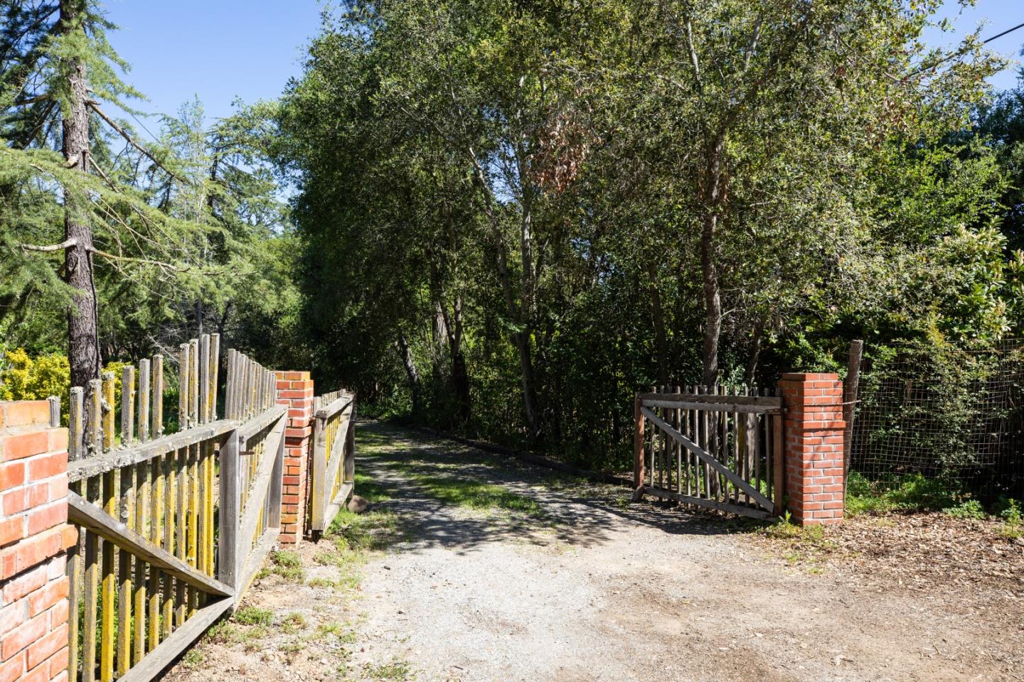 391 Mountain Home Road