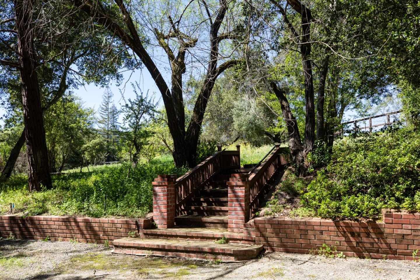 391 Mountain Home Road