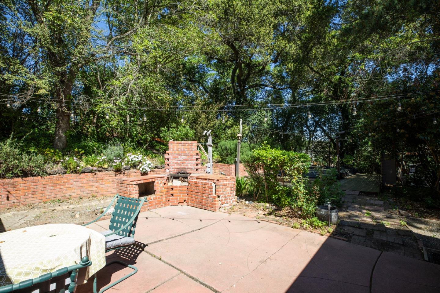 391 Mountain Home Road