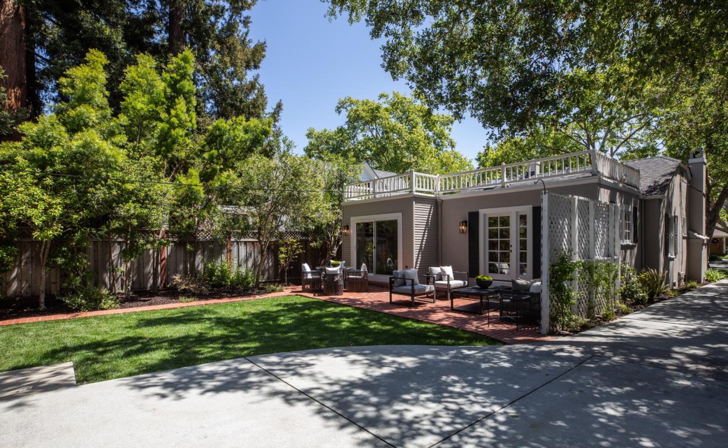 360 Stanford Avenue